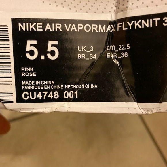 Nike air vapor max flyknitpink rose size 5.5 women